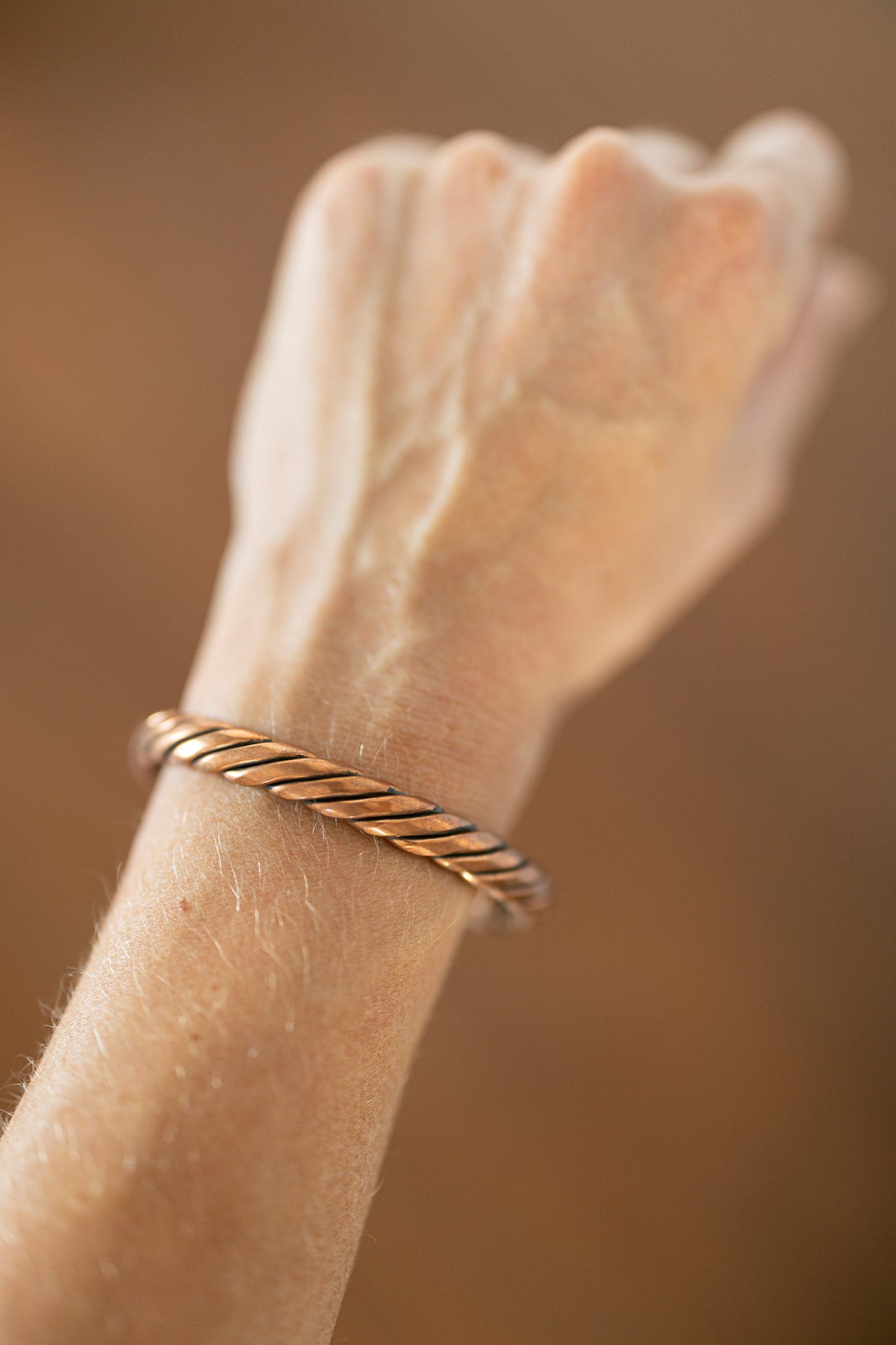 Kopero Premium Bracelet en Cuivre Torsadé, 100 % cuivre pur, au poignet