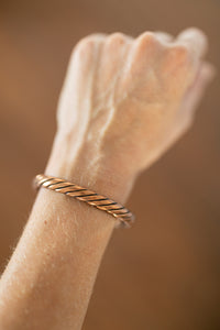 Kopero Premium Bracelet en Cuivre Torsadé, 100 % cuivre pur, au poignet