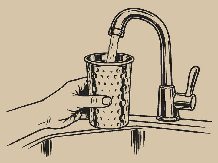 Remplis d'eau plate