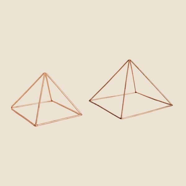 Kopero Pyramide énergisante en cuivre lisse
