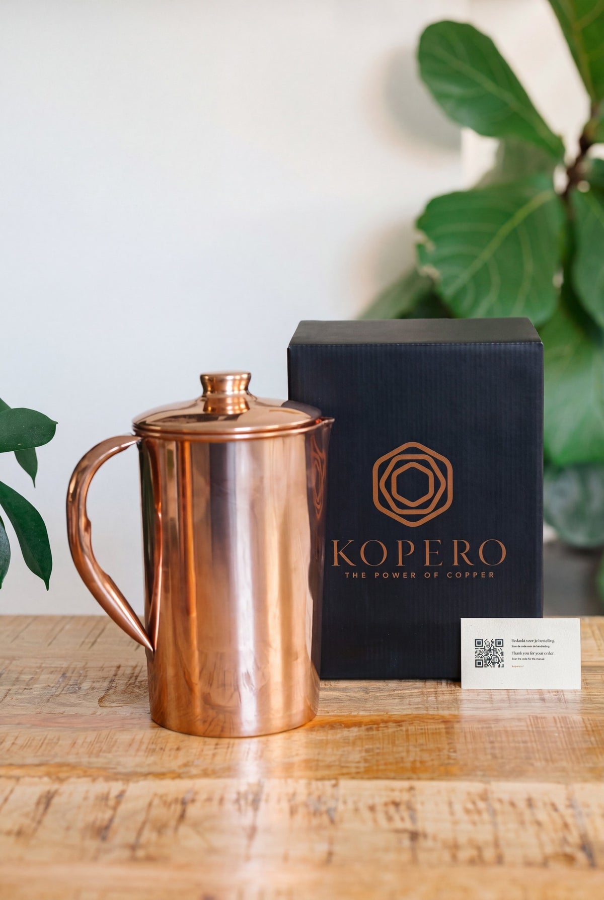 Kopero Cruche en cuivre Lisse, avec la boîte Kopero noire et la carte de remerciement