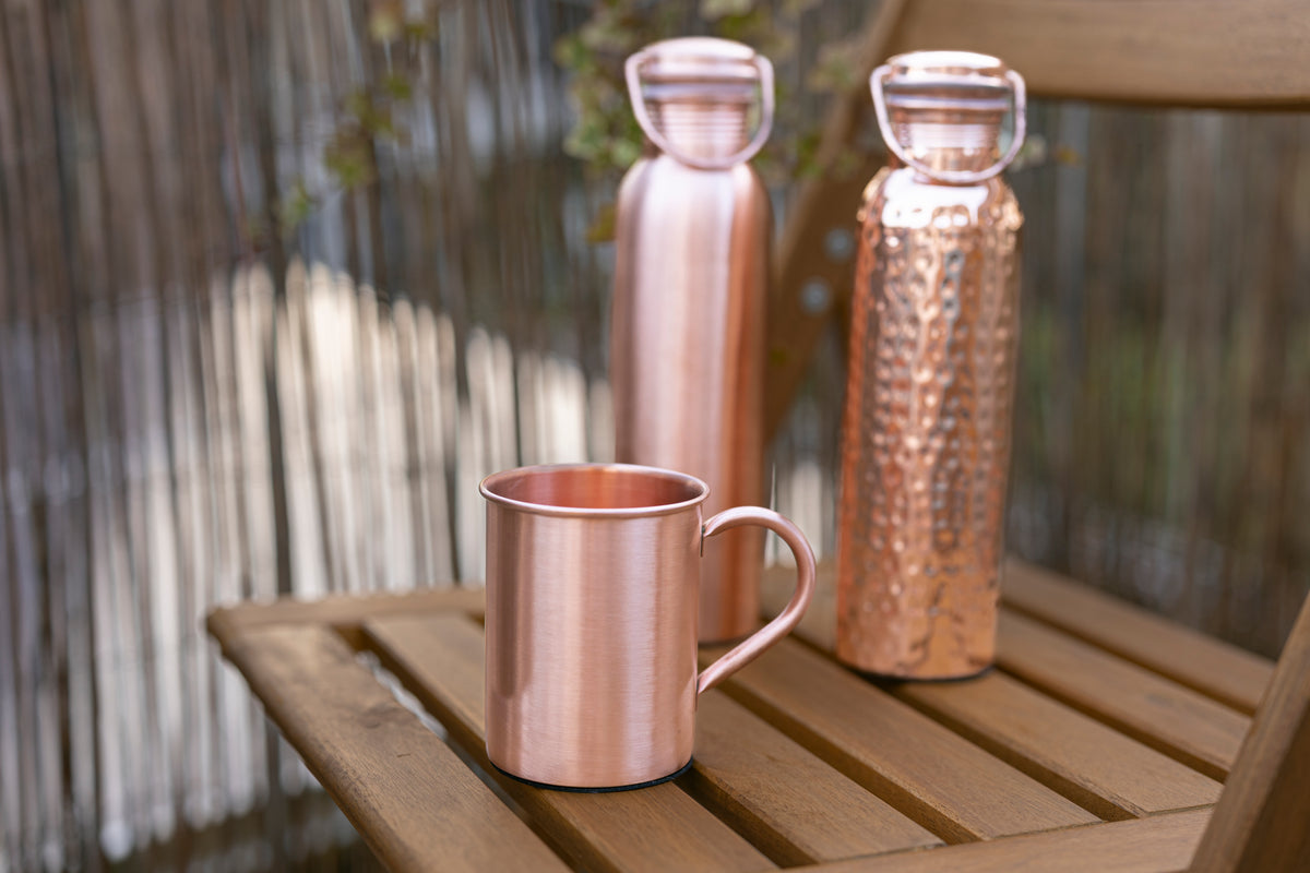 Mug en cuivre Kopero Premium Lisse avec gourdes en cuivre Lisse et Martelée de la collection Kopero