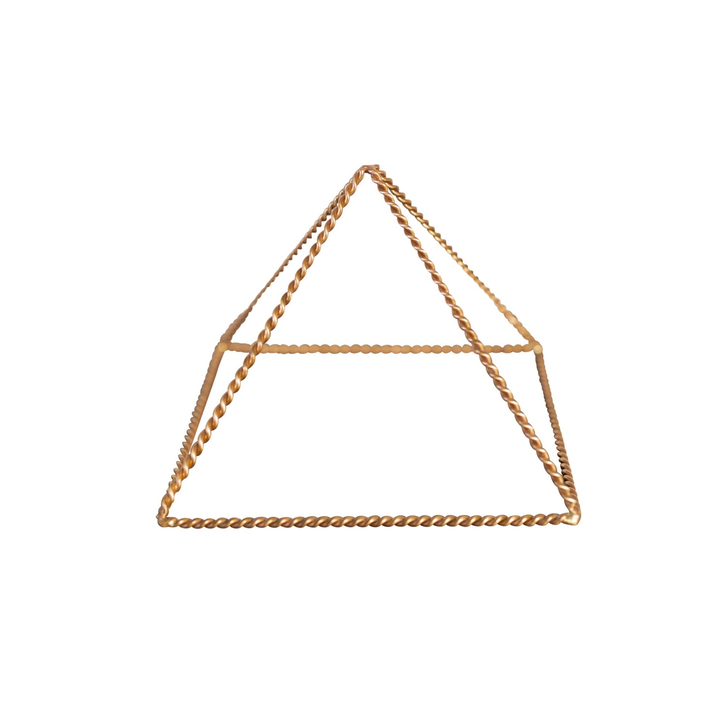 Pyramide énergisante en cuivre torsadé Kopero Petite (14,56 cm) en fil de cuivre torsadé, photo produit sur fond blanc