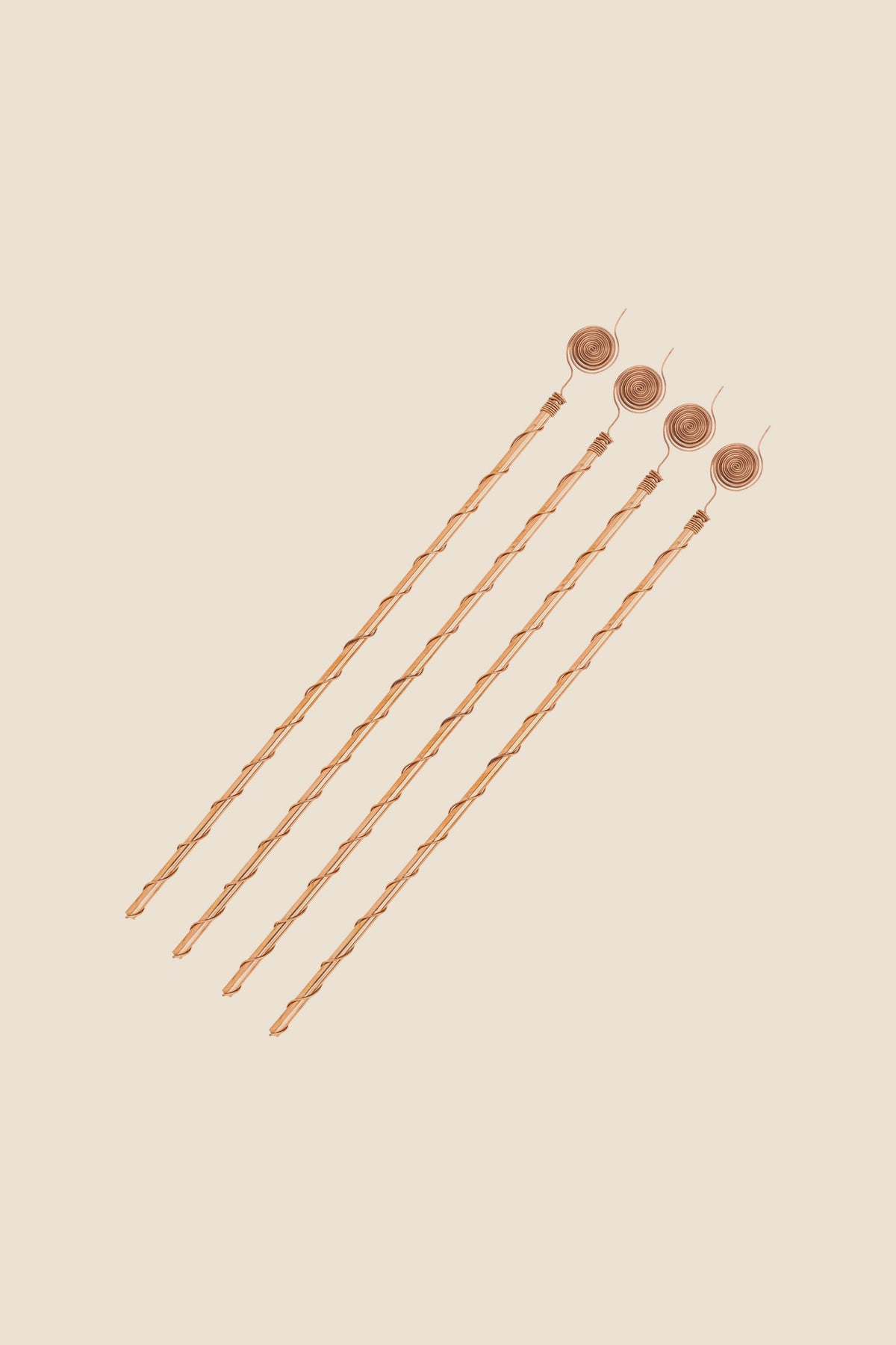 Kopero Électroculture 60 cm, quatre antennes de 60 cm sur fond blanc