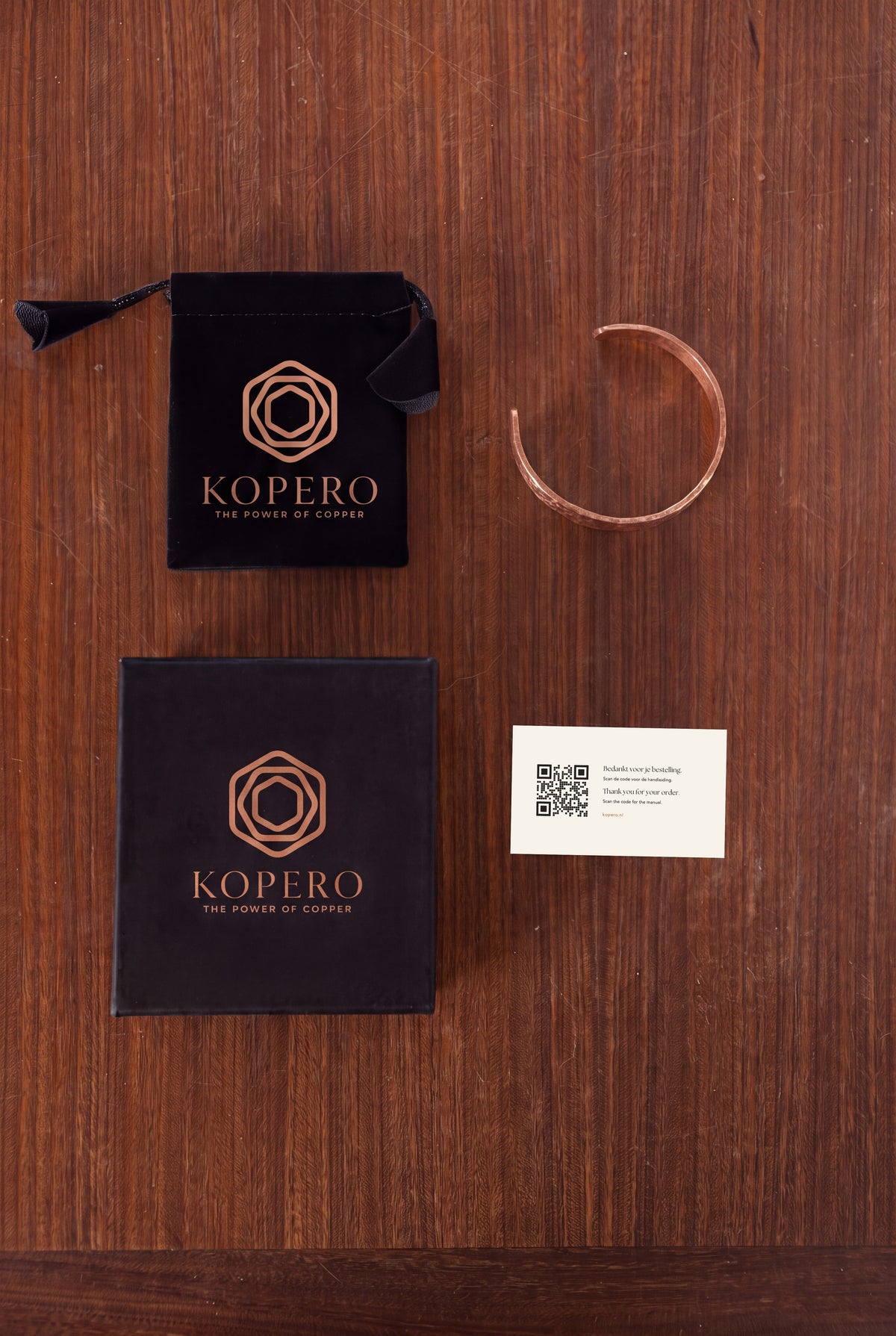 Kopero Premium Bracelet en Cuivre Martelé, avec pochette en velours, écrin et carte de remerciement