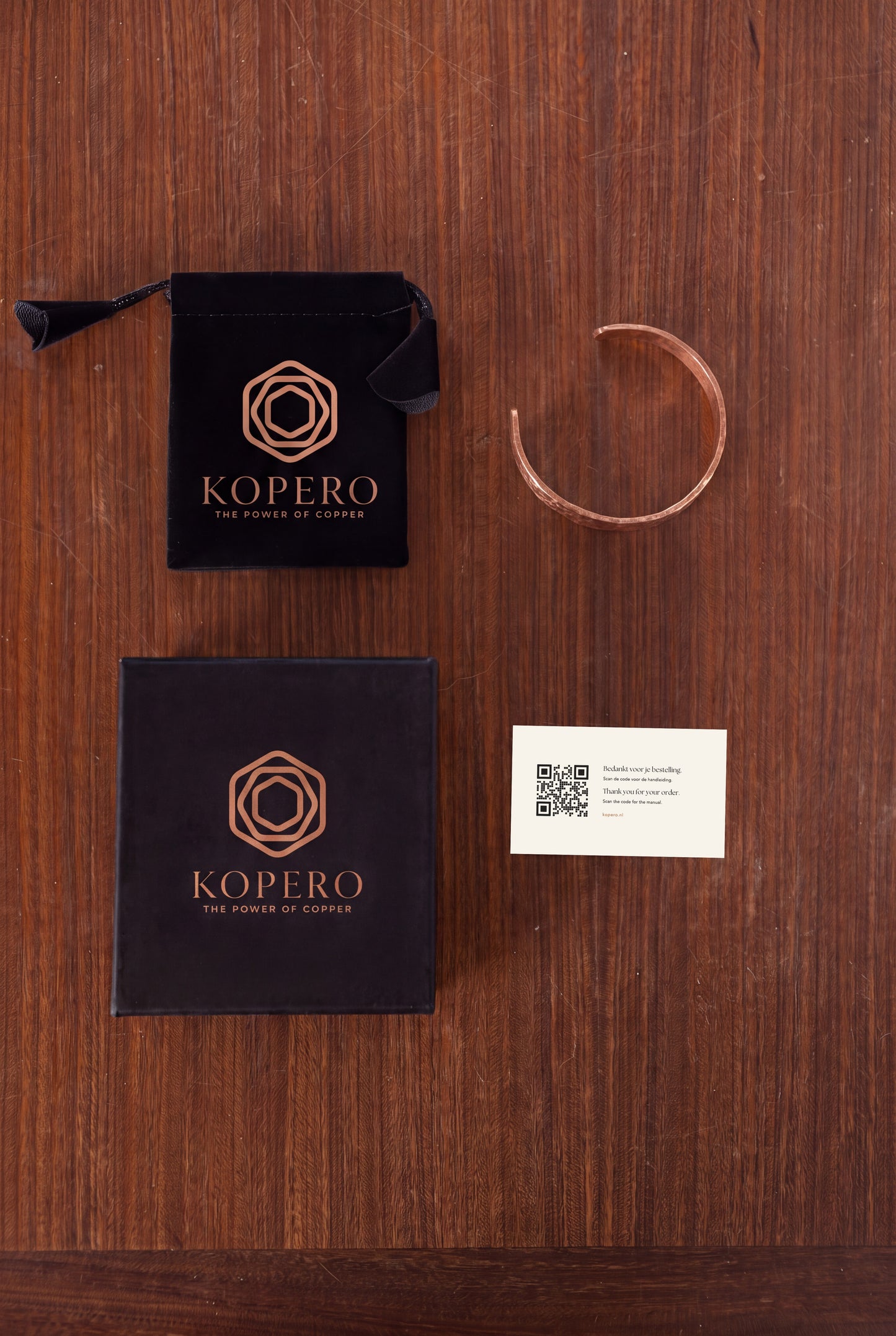 Kopero Premium Bracelet en Cuivre Martelé, avec pochette en velours, écrin et carte de remerciement